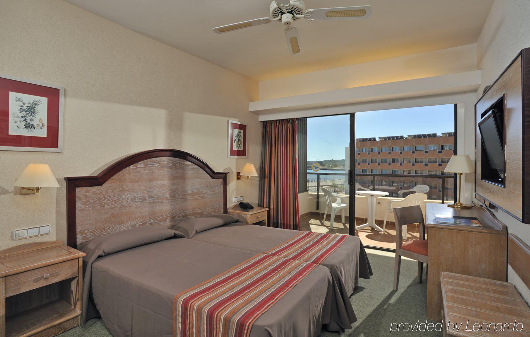Hotel Sumba Cala Millor  Bagian luar foto